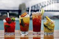 Medleys BluesBar apoya al gallego Serxio a ganar el concurso compartopiso de AMSTEL